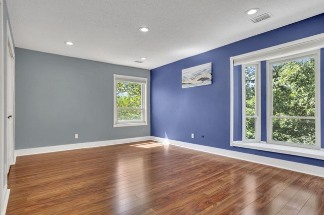 1212 Lake Shore Drive, C C, Columbus, OH 43204