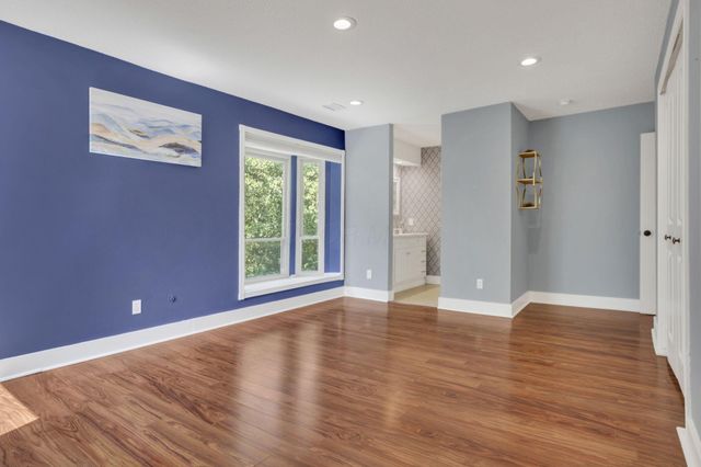 1212 Lake Shore Drive, C C, Columbus, OH 43204