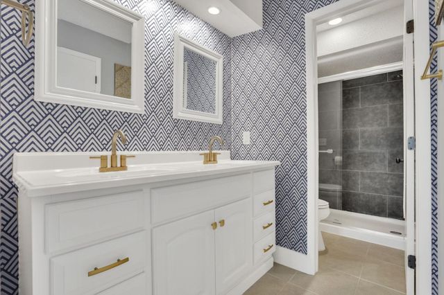 1212 Lake Shore Drive, C C, Columbus, OH 43204