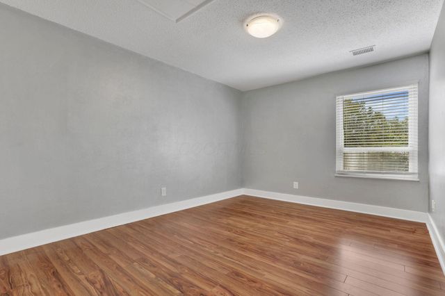 1212 Lake Shore Drive, C C, Columbus, OH 43204