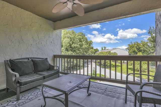 1212 Lake Shore Drive, C C, Columbus, OH 43204