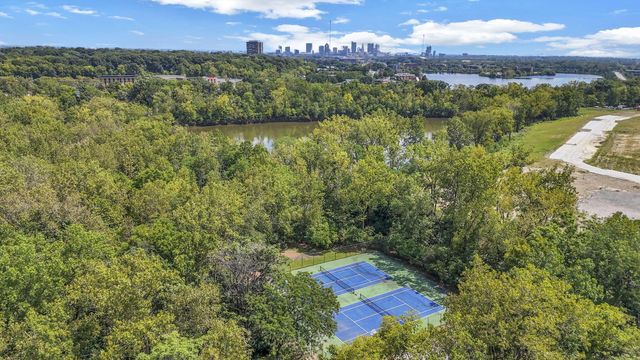 1212 Lake Shore Drive, C C, Columbus, OH 43204