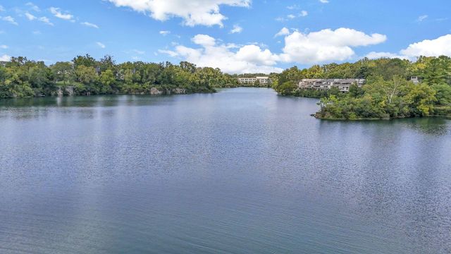 1212 Lake Shore Drive, C C, Columbus, OH 43204