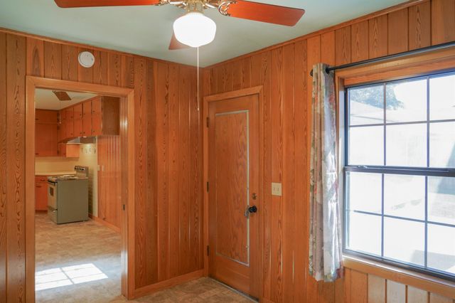 502 S Washington Street, El Campo, TX 77437