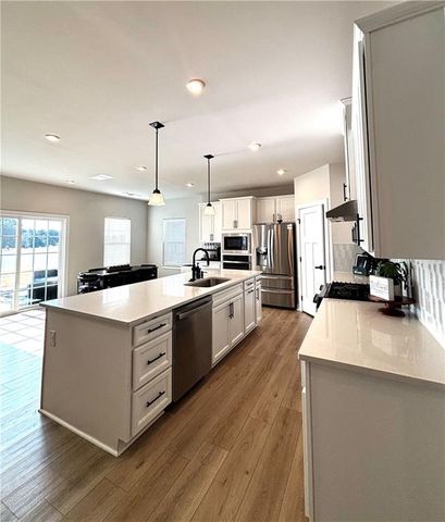 305 Meuse Lane, Locust Grove, GA 30248