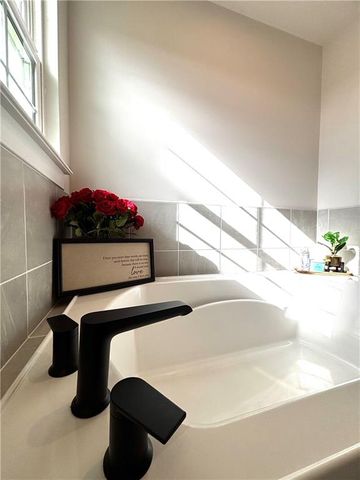 305 Meuse Lane, Locust Grove, GA 30248