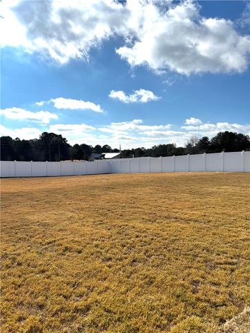 305 Meuse Lane, Locust Grove, GA 30248