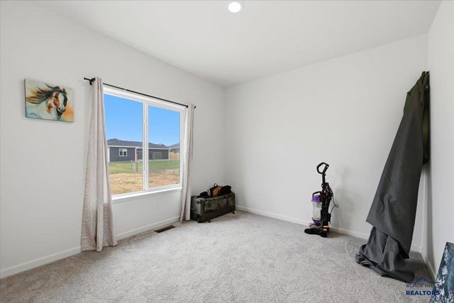 258 AURORA AVE, Spearfish, SD 57783