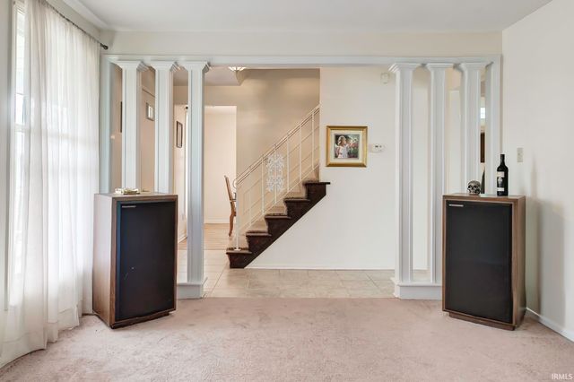 11802 NW Smuts Drive, Zanesville, IN 46799