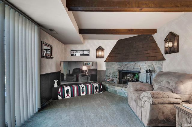 11802 NW Smuts Drive, Zanesville, IN 46799