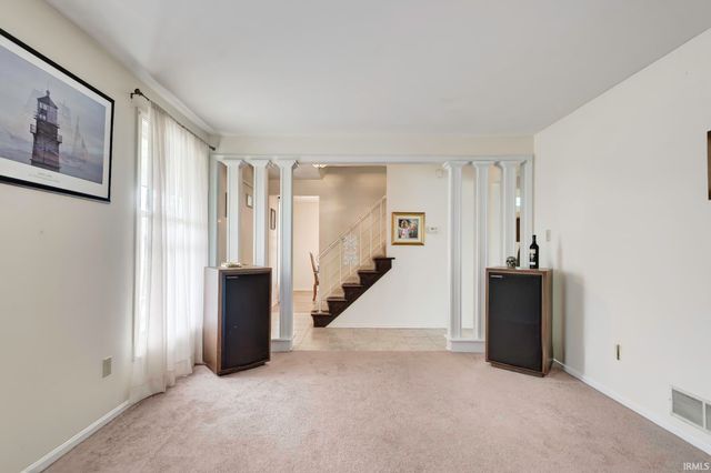 11802 NW Smuts Drive, Zanesville, IN 46799