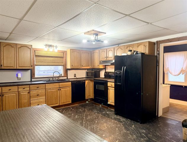 208 S Church Street, Coloma, MI 49038