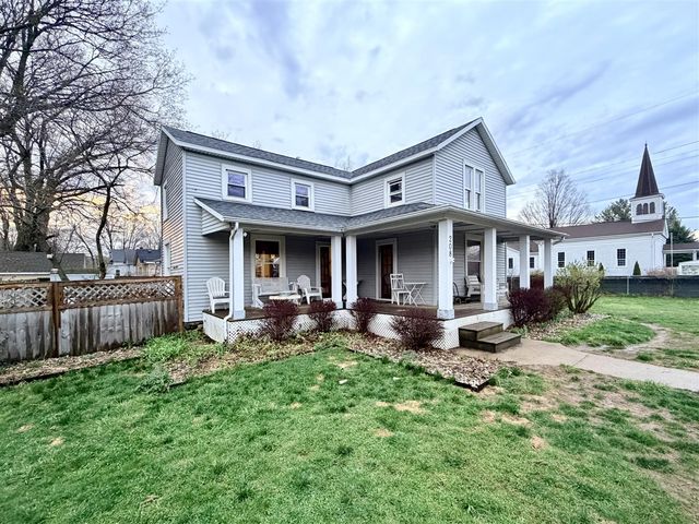 208 S Church Street, Coloma, MI 49038