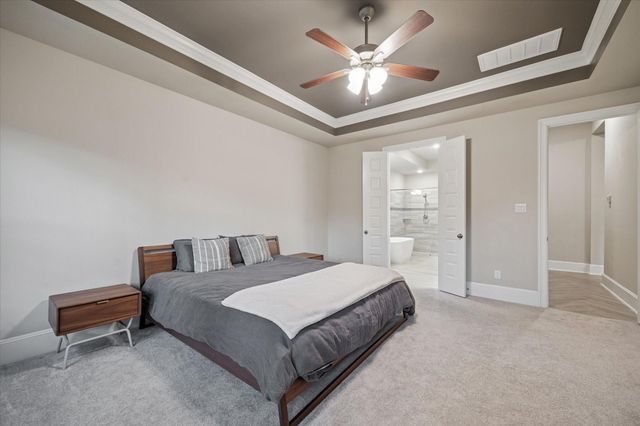 323 S Cadence Hills Loop, Conroe, TX 77318