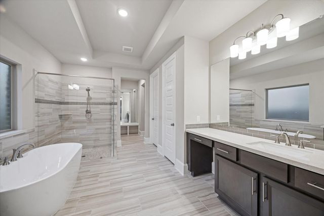 323 S Cadence Hills Loop, Conroe, TX 77318