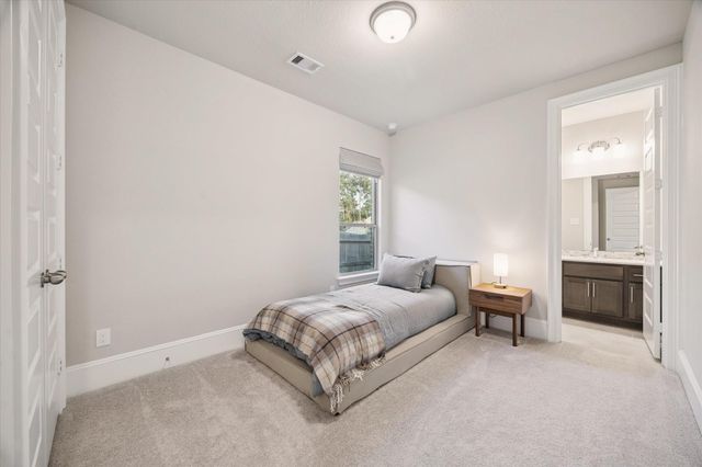 323 S Cadence Hills Loop, Conroe, TX 77318