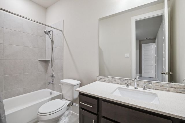 323 S Cadence Hills Loop, Conroe, TX 77318