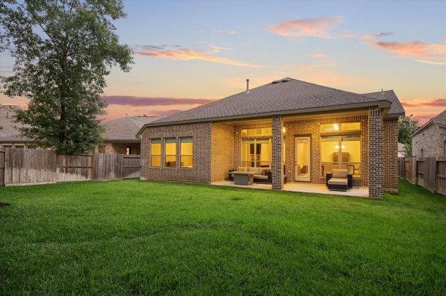 323 S Cadence Hills Loop, Conroe, TX 77318