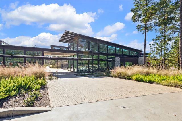 323 S Cadence Hills Loop, Conroe, TX 77318