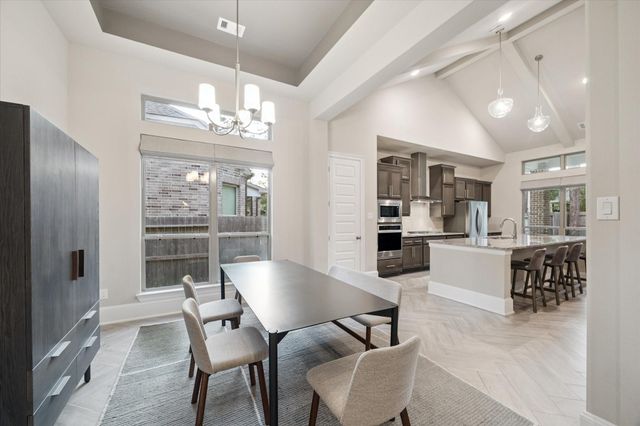 323 S Cadence Hills Loop, Conroe, TX 77318