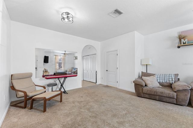 1919 GREENWOOD VALLEY DRIVE, Plant City, FL 33563