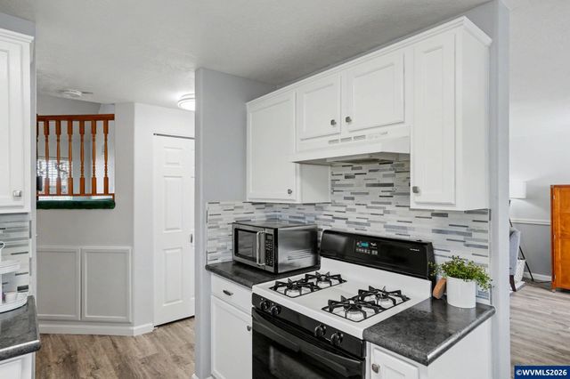 2835 Bridlewood Lp SE, Albany, OR 97322