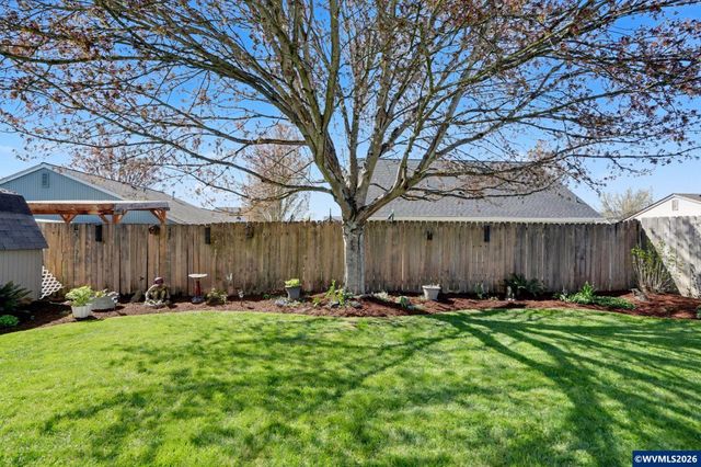 2835 Bridlewood Lp SE, Albany, OR 97322