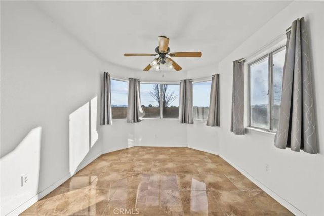 44105 Acacia Street, Lancaster, CA 93535