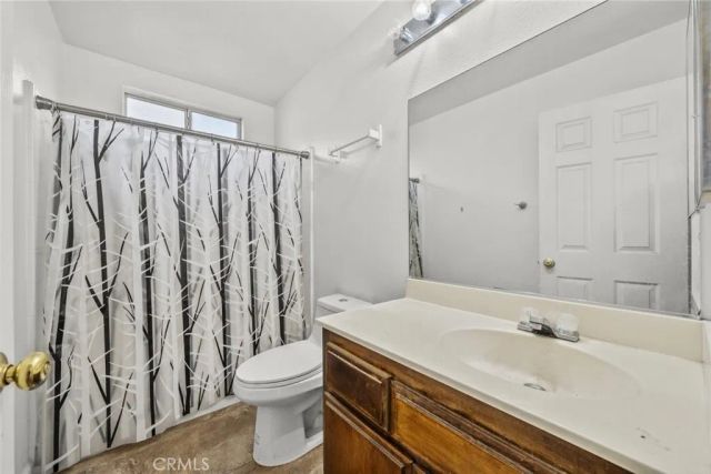 44105 Acacia Street, Lancaster, CA 93535