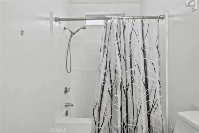 44105 Acacia Street, Lancaster, CA 93535