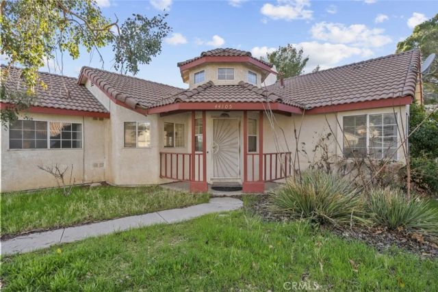44105 Acacia Street, Lancaster, CA 93535