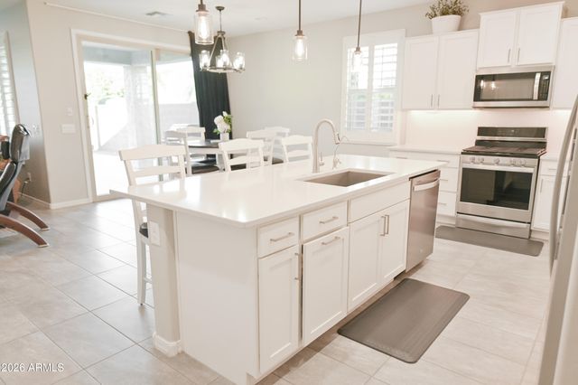 22878 E PUMMELOS Road, Queen Creek, AZ 85142