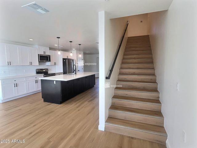 2502 E Paradise Lane 1, Phoenix, AZ 85032