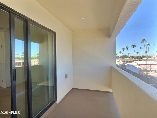 2502 E Paradise Lane 1, Phoenix, AZ 85032