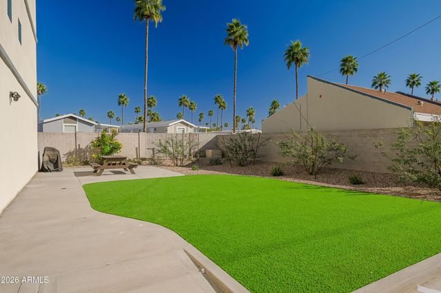 2502 E Paradise Lane 1, Phoenix, AZ 85032