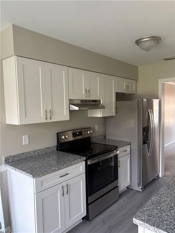 5520 Baccalaureate DR, Virginia Beach, VA 23462