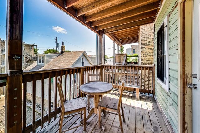 1725 N Kedzie Avenue 2, Chicago, IL 60647