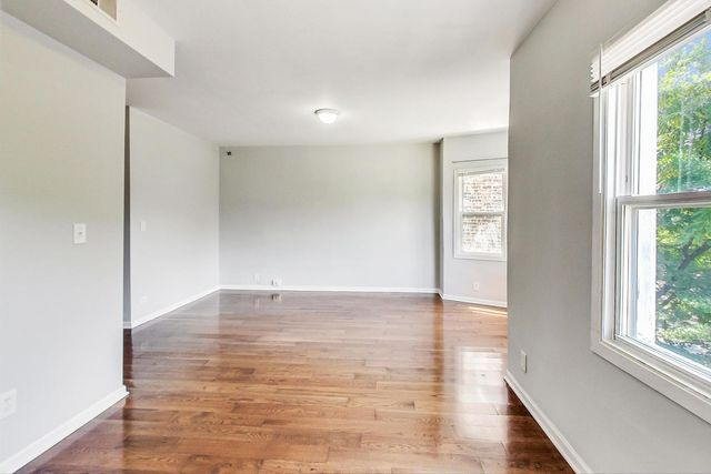 1725 N Kedzie Avenue 2, Chicago, IL 60647