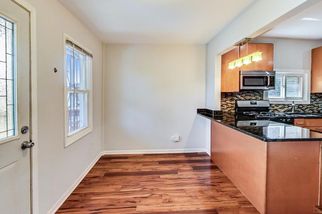 1725 N Kedzie Avenue 2, Chicago, IL 60647
