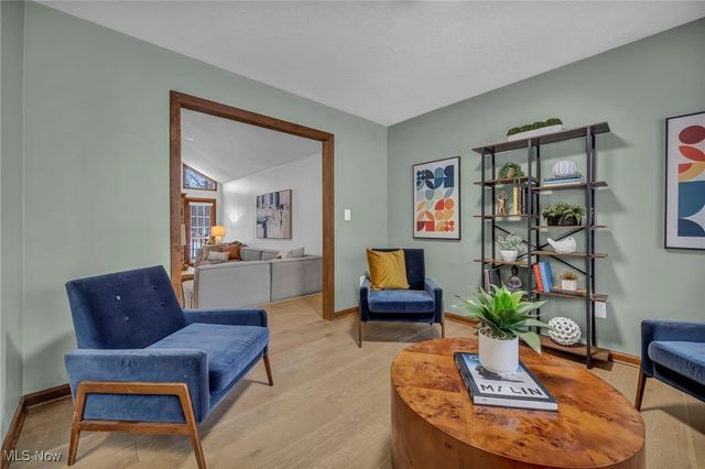 2775 Oakview Circle, Broadview Heights, OH 44147