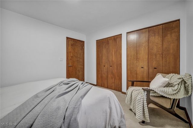 2775 Oakview Circle, Broadview Heights, OH 44147