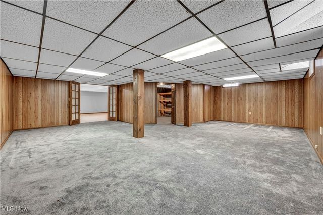 2775 Oakview Circle, Broadview Heights, OH 44147