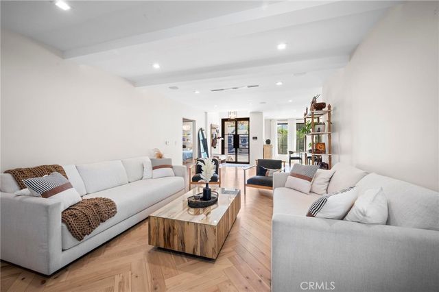7911 Hillrose Street, Sunland, CA 91040