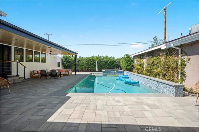7911 Hillrose Street, Sunland, CA 91040