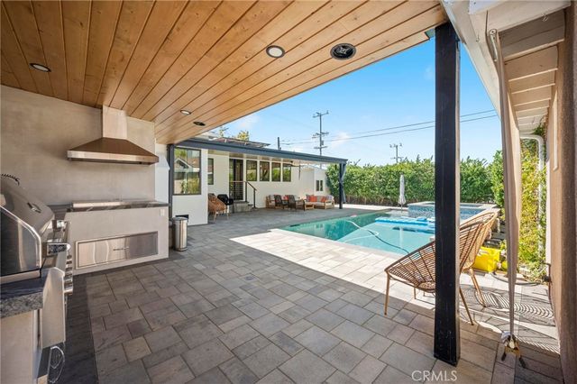 7911 Hillrose Street, Sunland, CA 91040