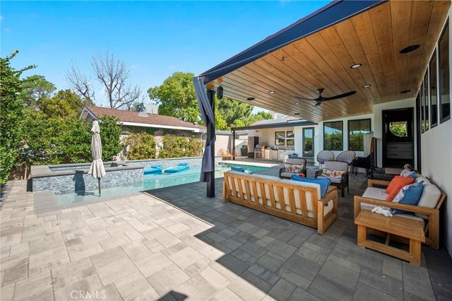 7911 Hillrose Street, Sunland, CA 91040