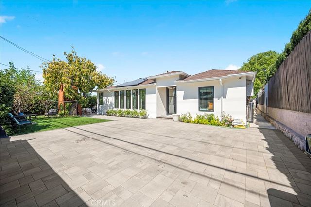 7911 Hillrose Street, Sunland, CA 91040