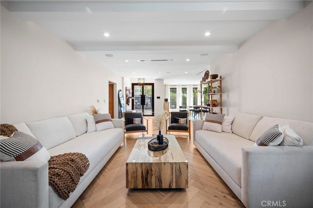 7911 Hillrose Street, Sunland, CA 91040