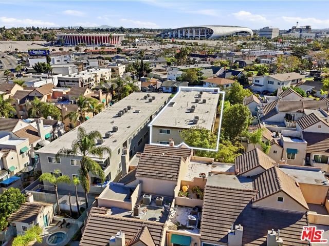 425 E Tamarack Avenue, Inglewood, CA 90301