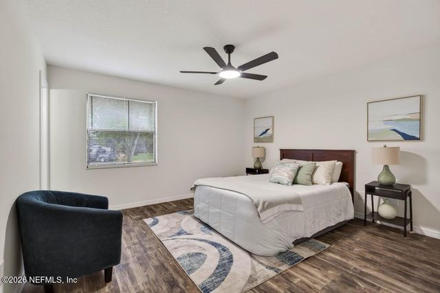 1807 SHANNON LAKE Drive, Middleburg, FL 32068